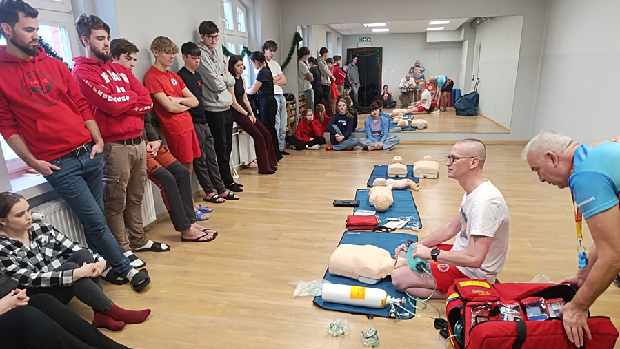 Hokej pod wodą Walenie 2010 - 2026